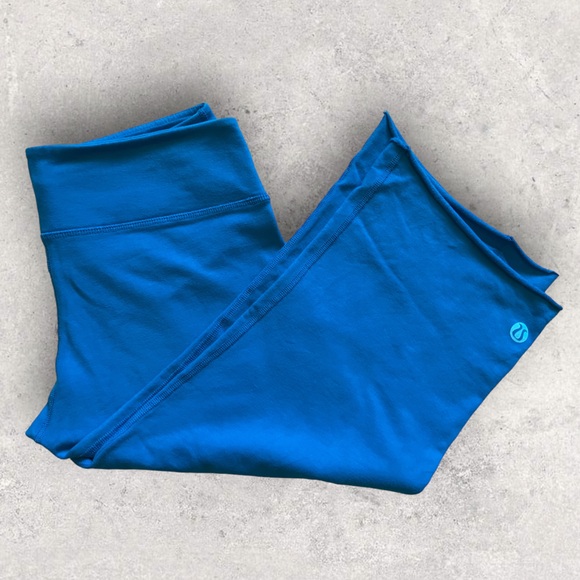 LuluLemon Athletica Cropped Leggings Size 6 - Picture 2 of 8
